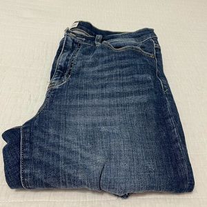 Sneak Peek Sexy boyfriend style jeans